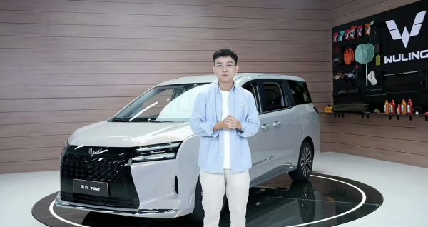 红腾网配资 五菱星光730预售7.68万起，入门款竟是手动挡！